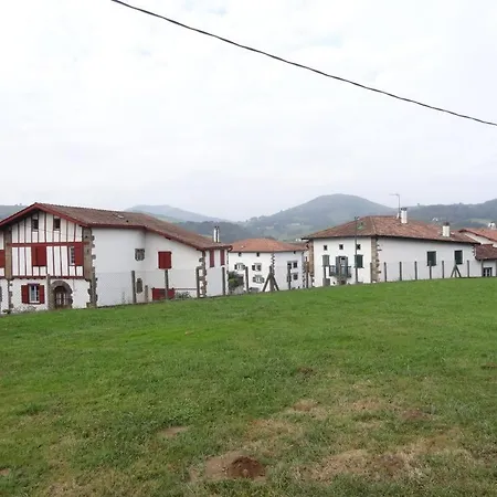 Holiday home Ongui Ethorri